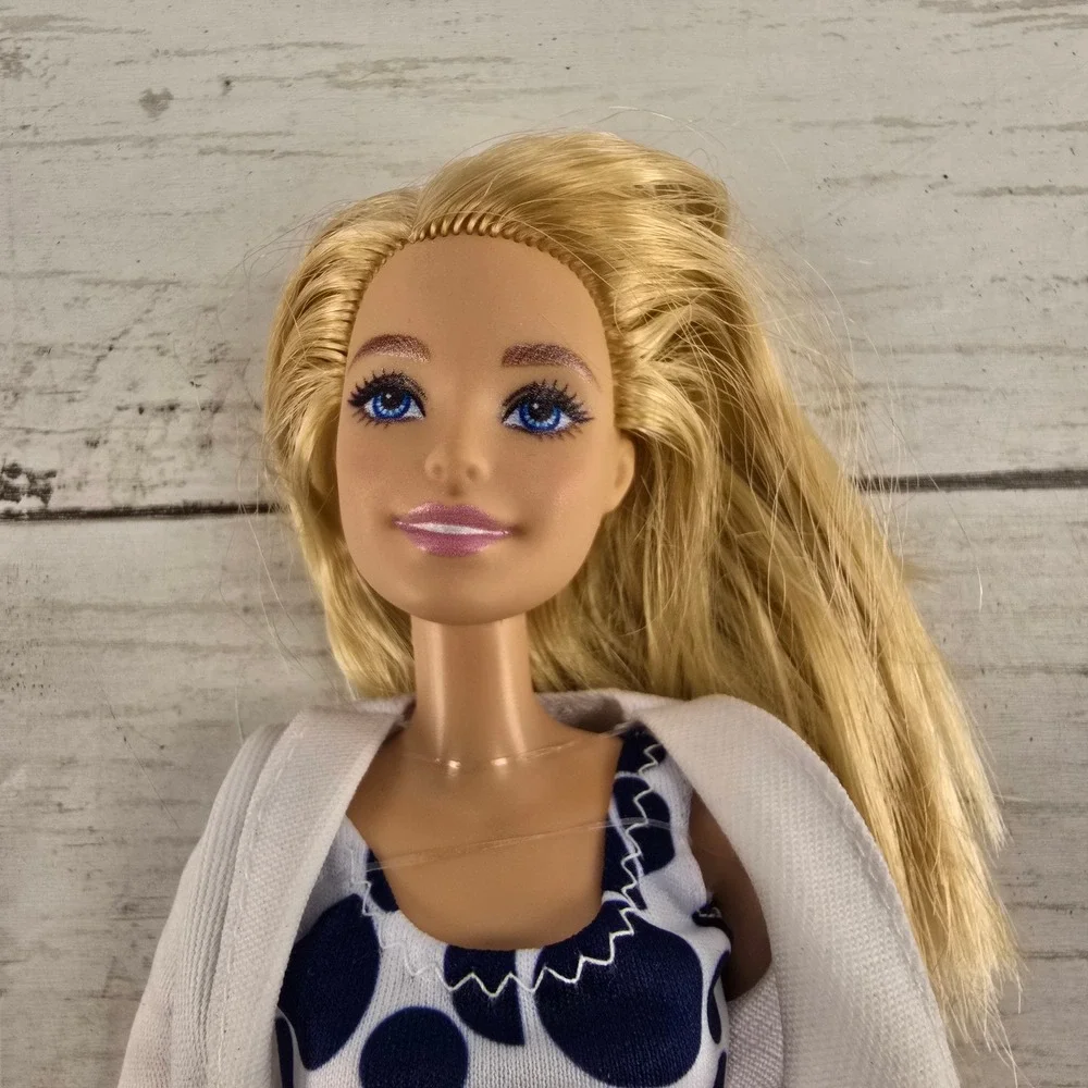 Barbie mattel doll